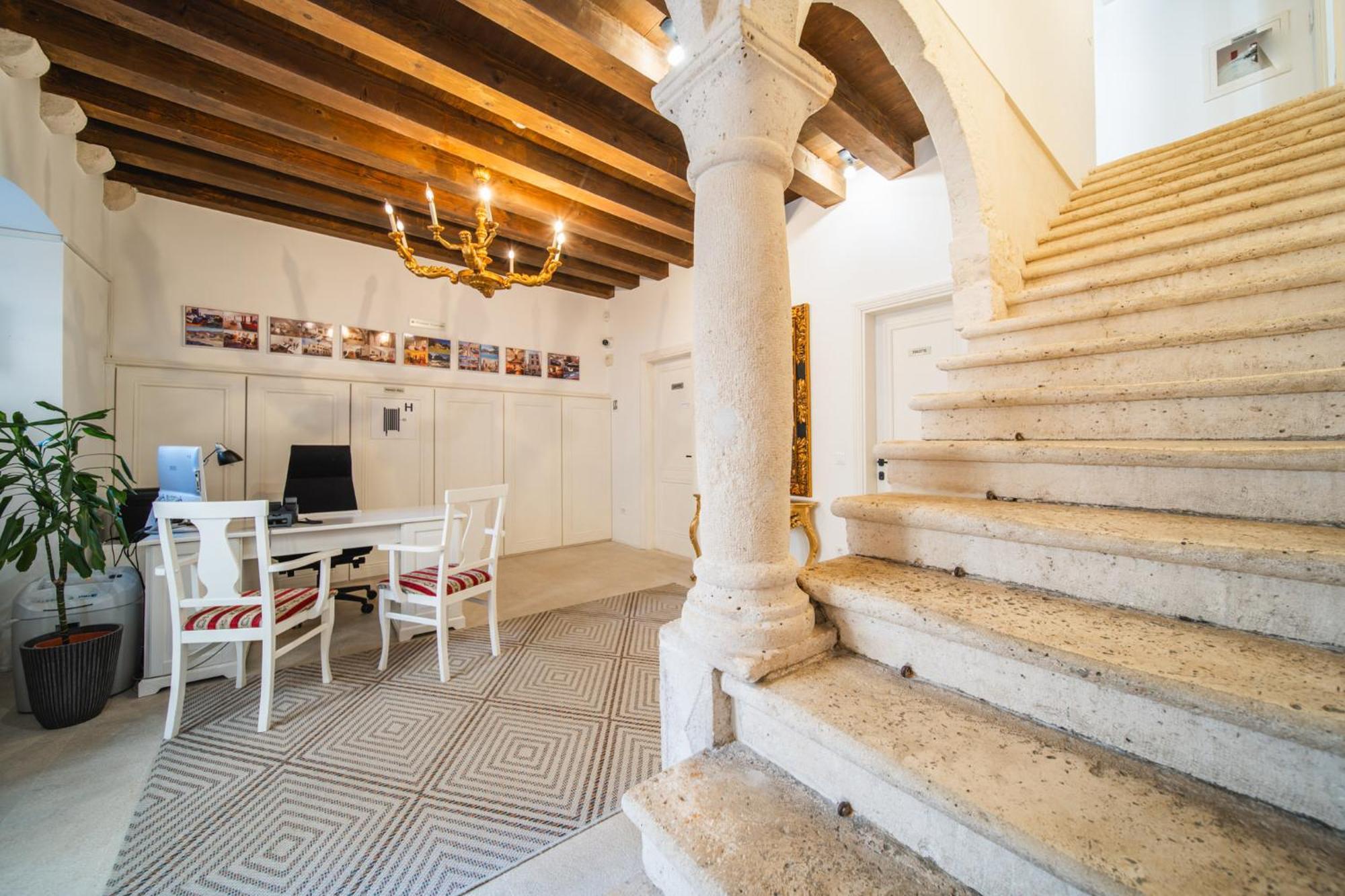 Sunce Palace Apartments With Free Offsite Parking Dubrovník Exteriér fotografie